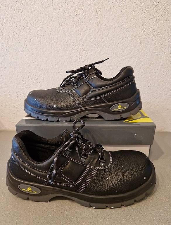 Scarpe da uomo: DELTA PLUS JET2 S3 SRC Sicherheitsschuh Gr. 44 - Top Zustand – Usato da Staffelbach venduto da MrMH 2