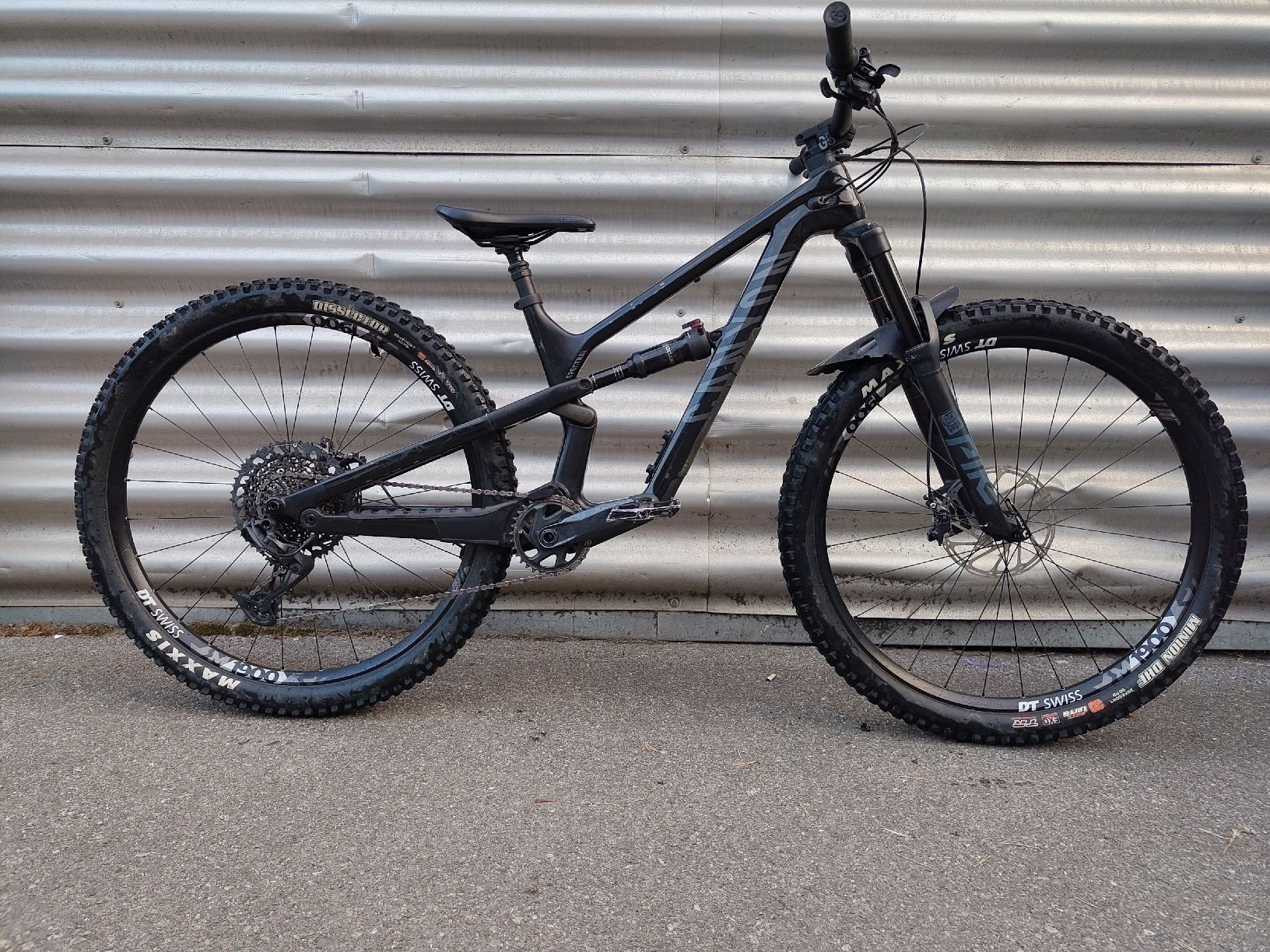 Canyon Vélos: Canyon Spectral CF 7 2021 – D'occasion à Fribourg par gen_h2q8