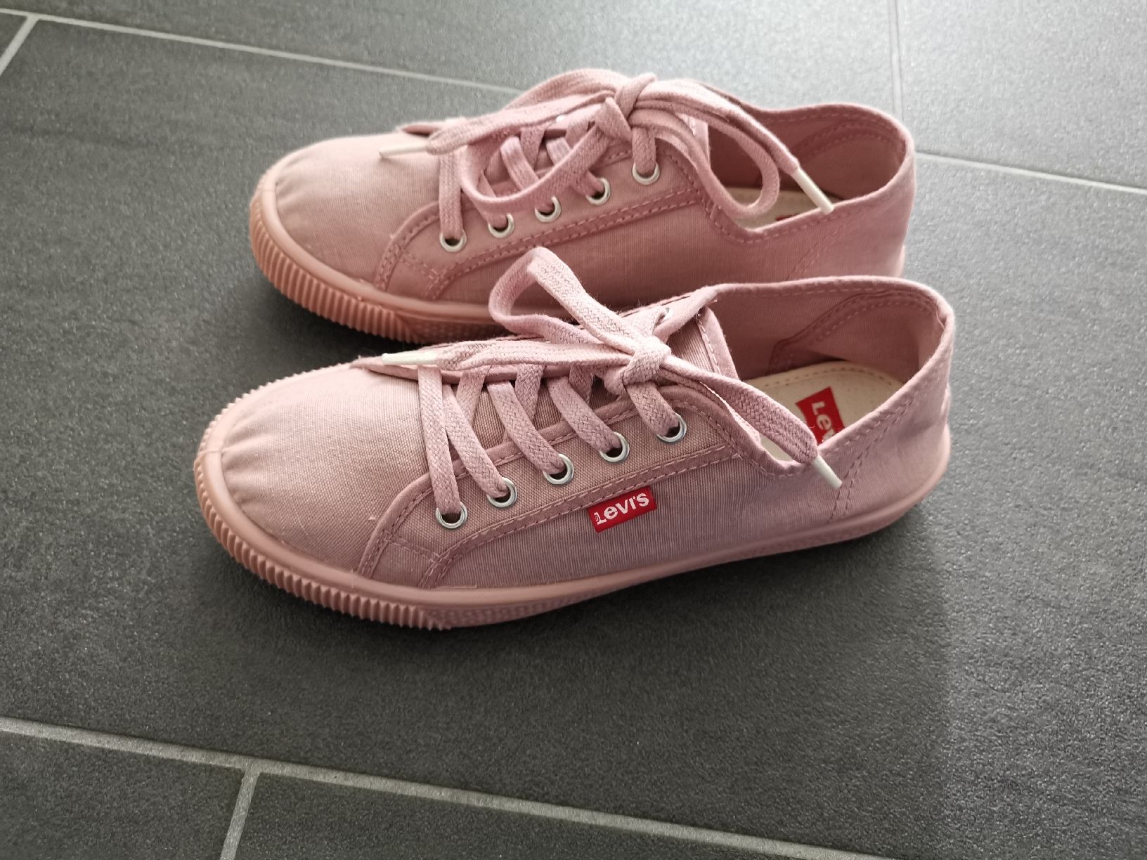 Levi's Chaussures femmes: Neuer Levi's Schuh – Neuf (Voir description) à Matzendorf par hauli2 2