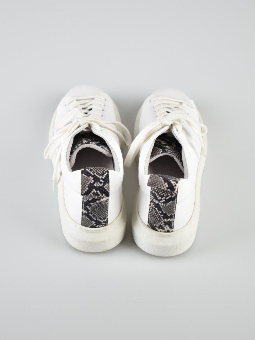 Scarpe da donna: Pavement Sneaker, Gr.38, Leder, weiss – Usato da Nürensdorf venduto da 2ND_STORY 1