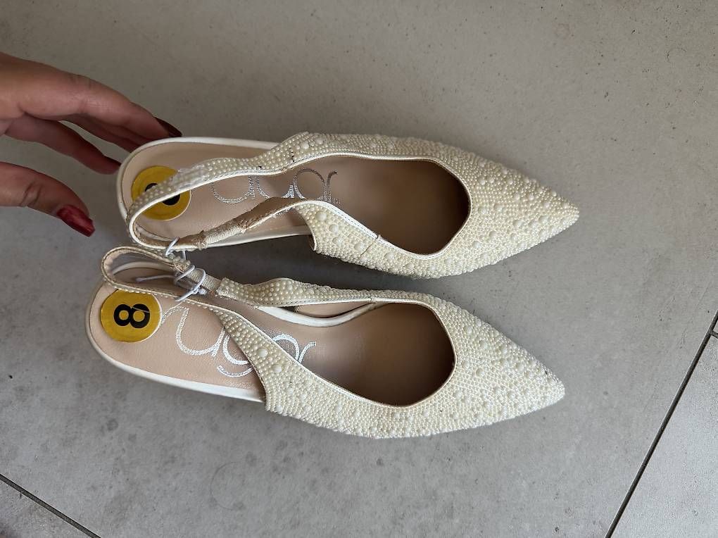 Scarpe da donna: Escarpins à perles – Usato da Payerne venduto da nat_2rgc 2
