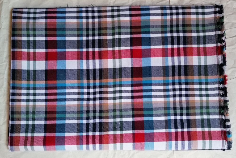 Tessuti: Stoff Mischgewebe 150 cm x 150 cm, Köperbindg – Nuovo (secondo la descrizione) da Oberriet SG venduto da Atir47