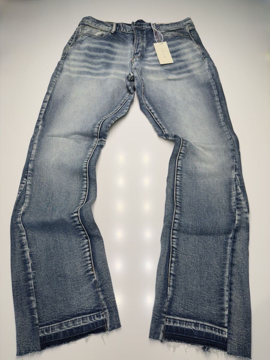 MNML Jeans: Mnml flared jeans – Nuovo e nell'imballaggio originale da Chur venduto da sil_v7n6