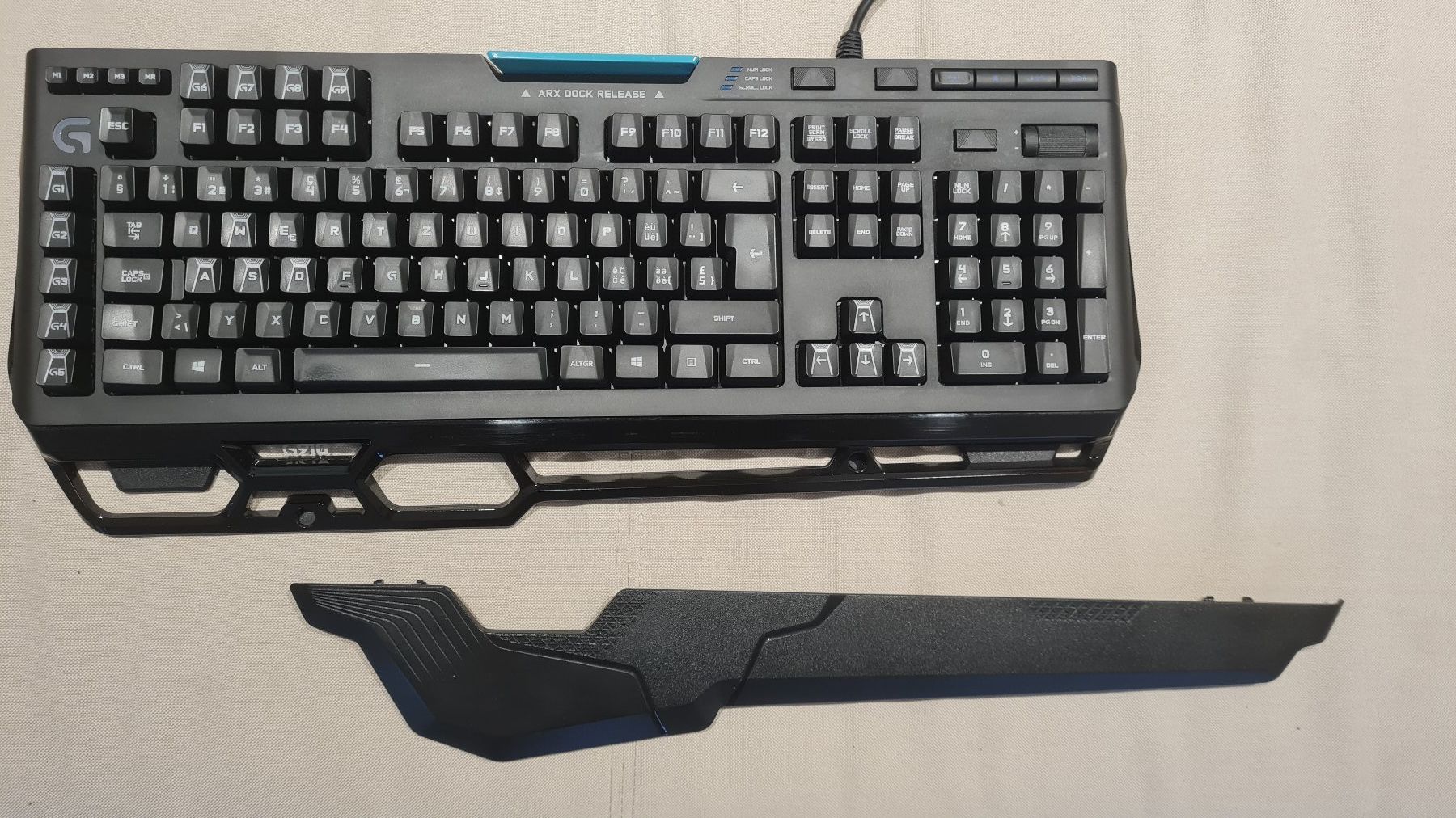 Logitech Claviers: Logitech G910 Gaming-Tastatur – D'occasion à Rümlang par studigem 8