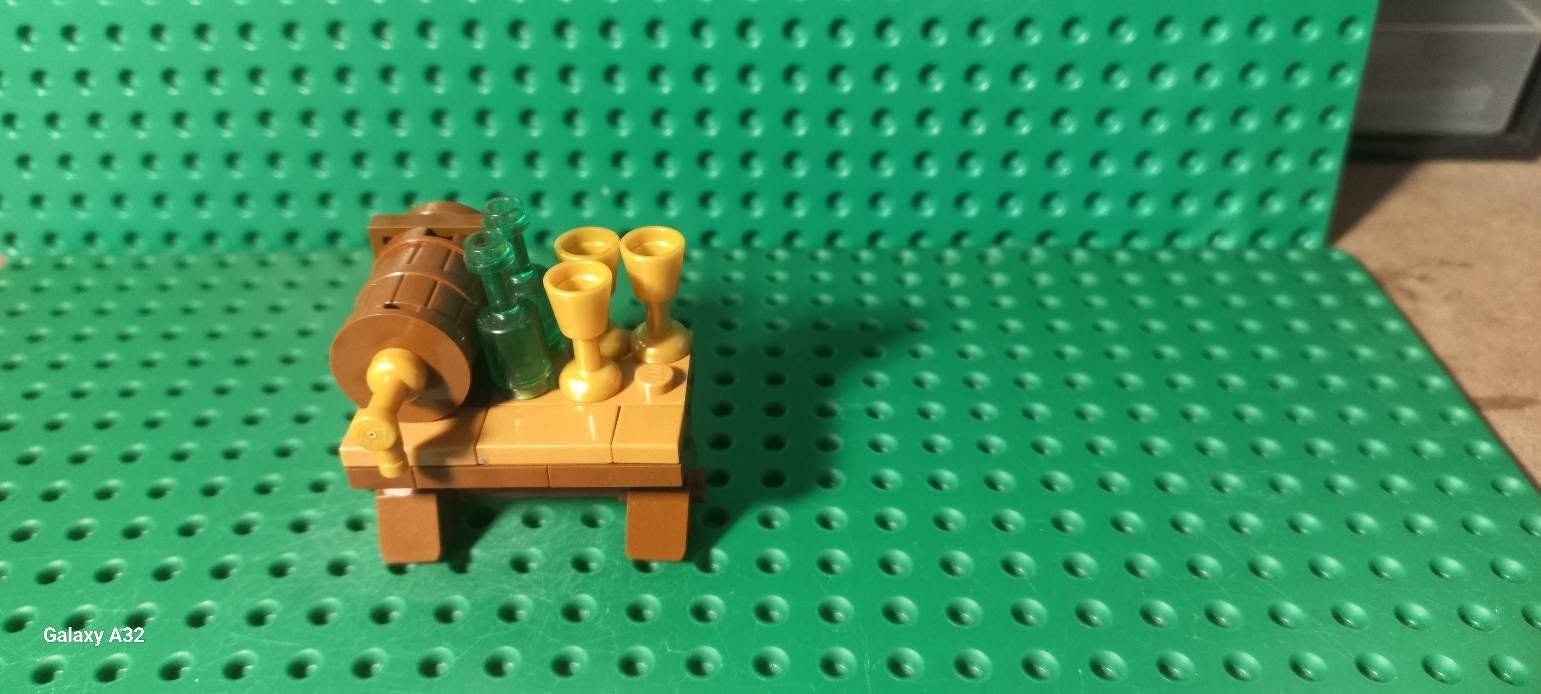 Lego Jouets: Ensemble de 5 petits set Lego médiéval – D'occasion à La tour de treme par Legocreation82 2