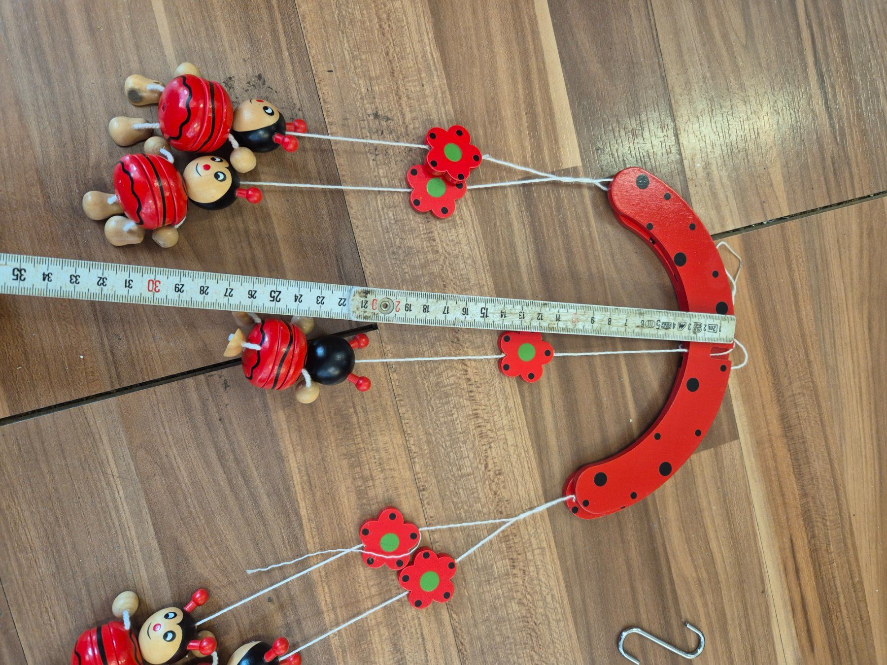 Tutte le decorazioni: 2 Holz Mobile,  Glückskäfer  und  Katze Maus K25 – Usato da Schwarzenburg venduto da Flamingo07 1