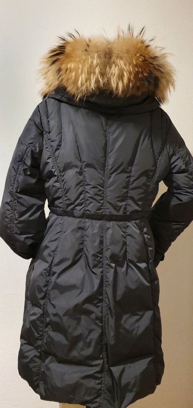 Moncler Cappotti: MONCLER Daunenmantel gr 4 antrazit – Usato da Niederbipp venduto da fashionfuchs 6