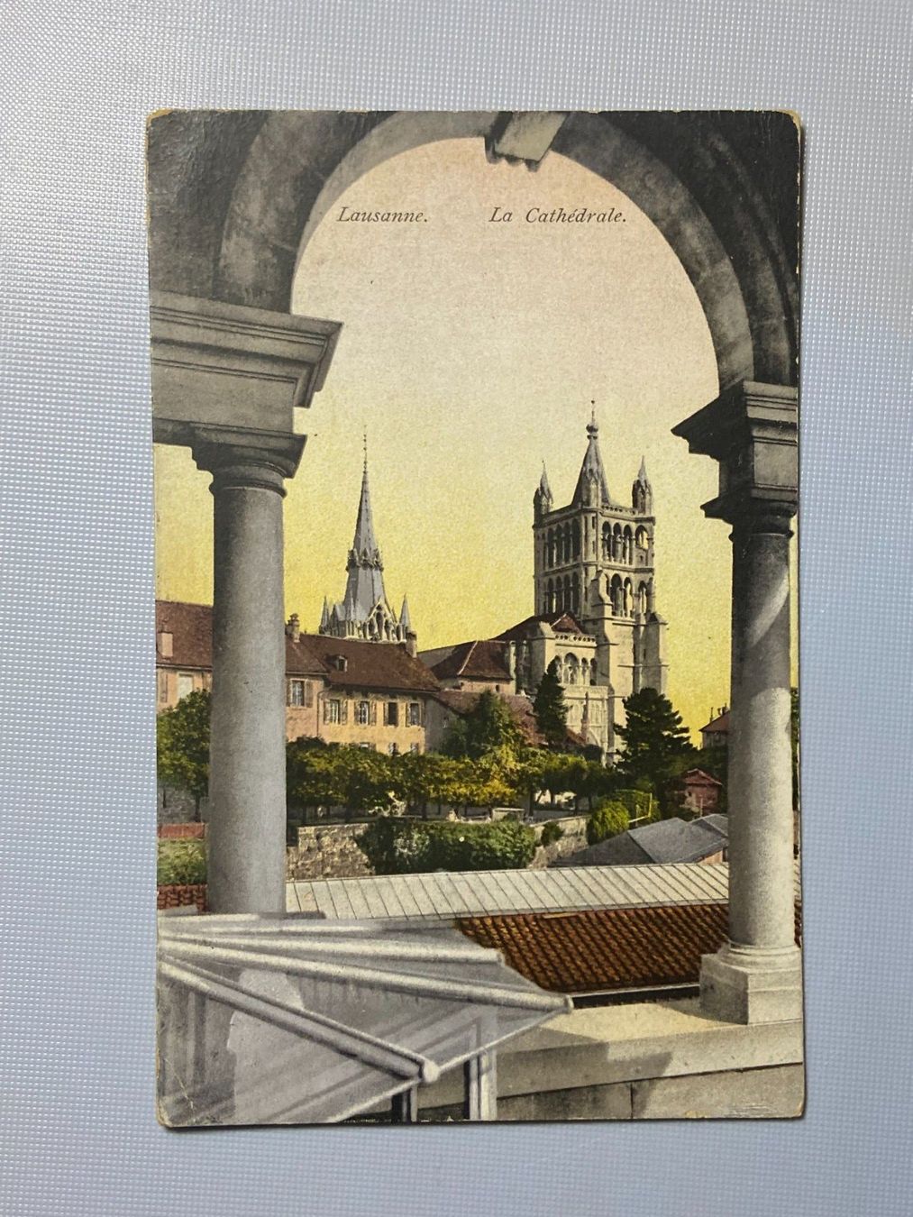 Cartes postales: Lausanne, La Cathédrale – D'occasion à Steg VS par danwer74