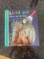 Buch Licht an Sturm auf die Burg Meyers Kinderbibliothek