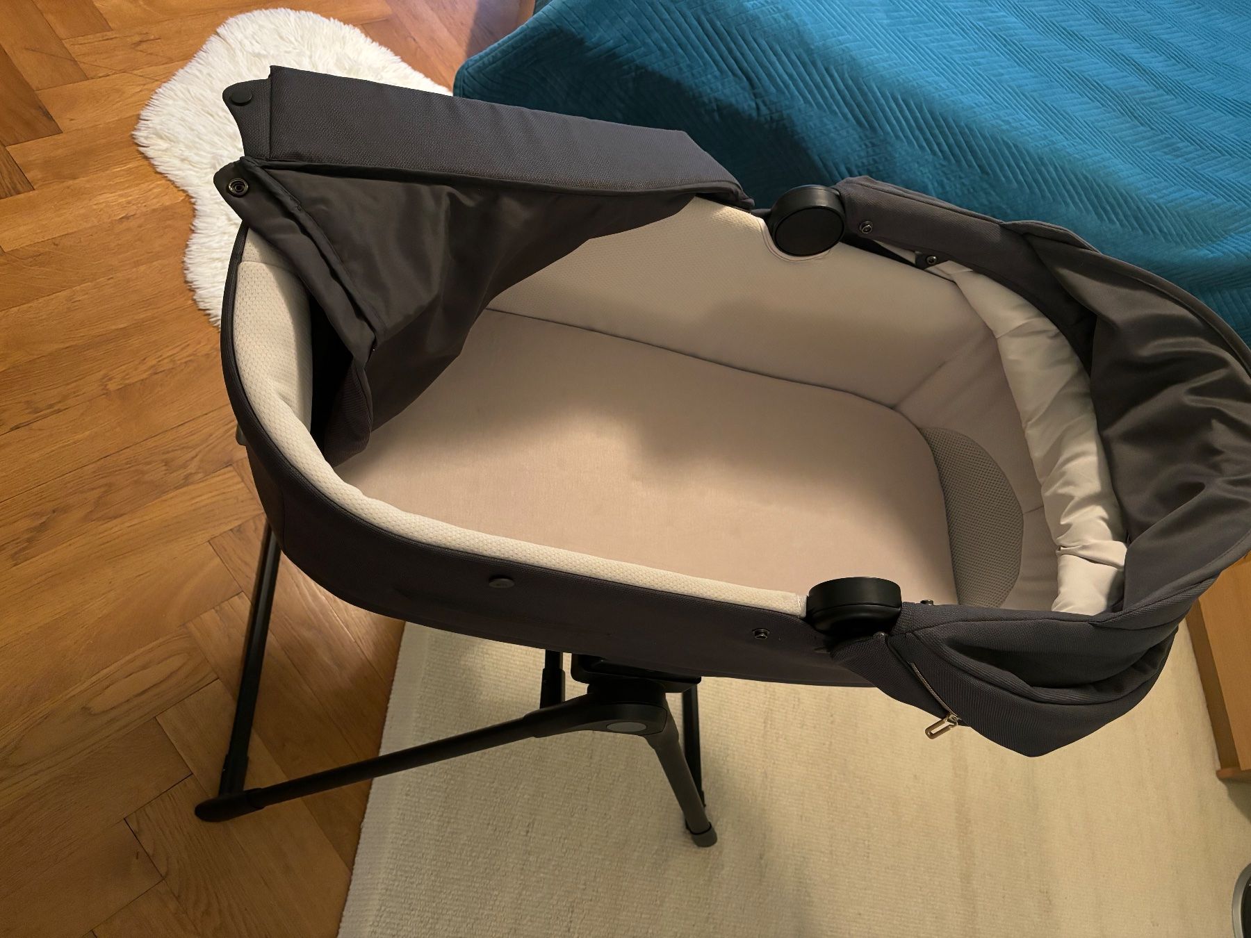 Inglesina Carrozzine: Inglesina Aptica Carrycot & standup – Usato da Basel venduto da ali_5w8q 2