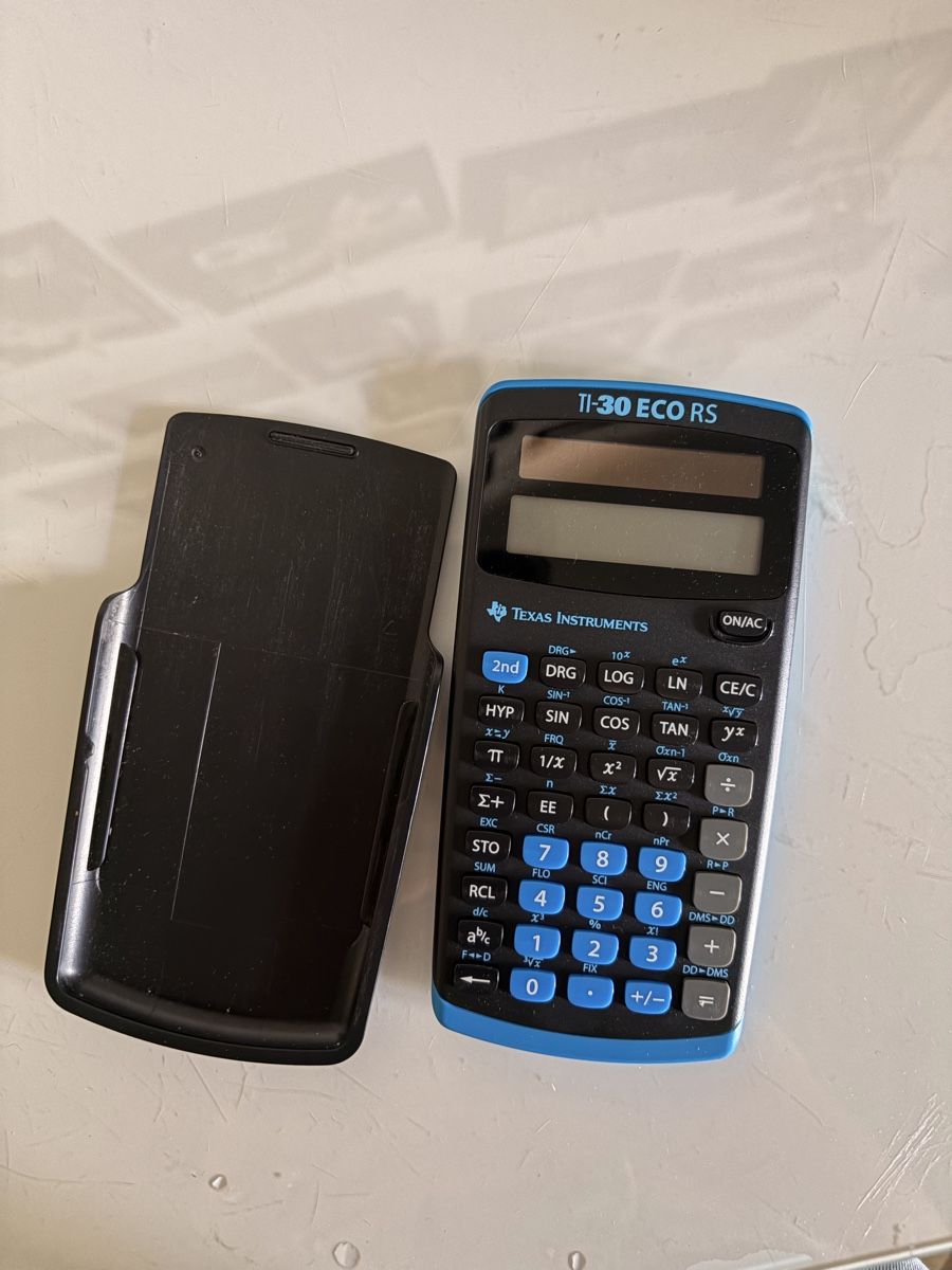 Calculatrices: Taschenrechner – Neuf (Voir description) à Basel par ibs_5cql 1