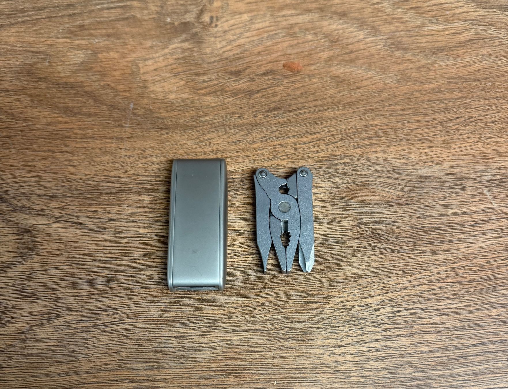 Tutti gli attrezzi: Original Mini-Multitool, Zustand sehr gut – Usato da Nussbaumen AG venduto da olitech5415 1