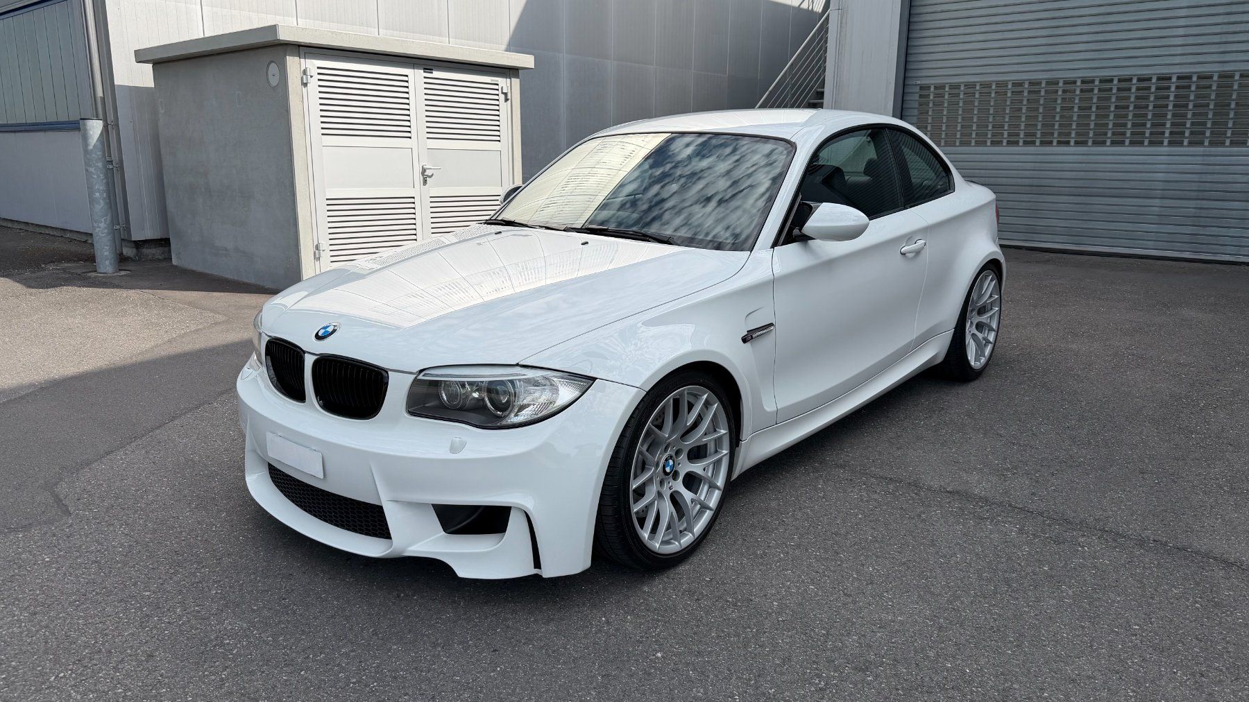 BMW Autos: BMW 1er M Coupé | 2. Hand | Unfallfrei | Keyless-Go | DAB – D'occasion à Schüpfen par rafe02