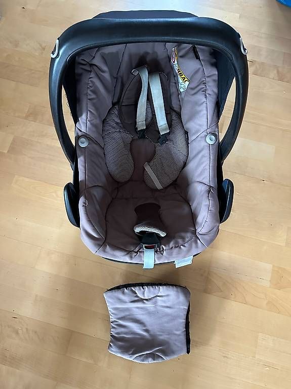 Maxi-Cosi Seggiolini per auto: Maxi Cosi Pebble Babyschale/Babysitz – Usato da Buchs AG venduto da Stunner 1