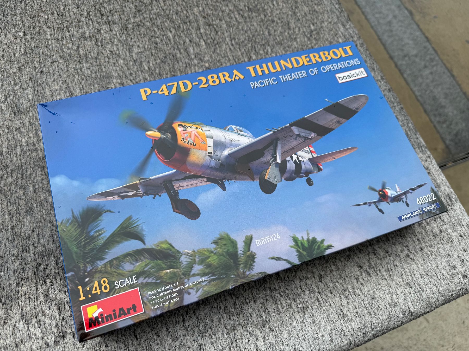 Kit di modellismo & Modellini statici: miniArt 1:48 P-47D Thunderbolt 48022 – Nuovo e nell'imballaggio originale da Chiasso venduto da Carrara-Modellismo