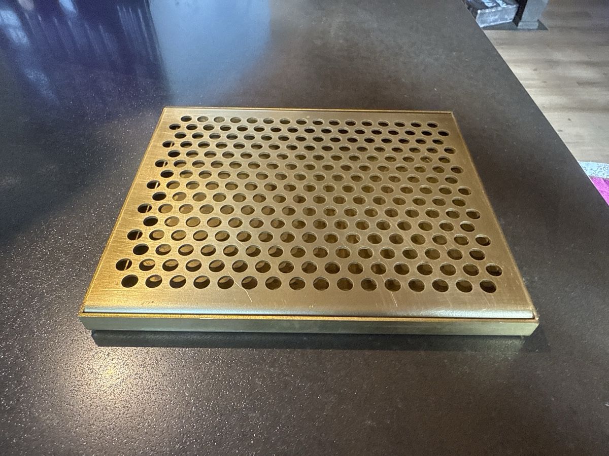 Cucine complete: Tropfschahle aus Messingblech – Usato da Affoltern BE venduto da didu-k 1