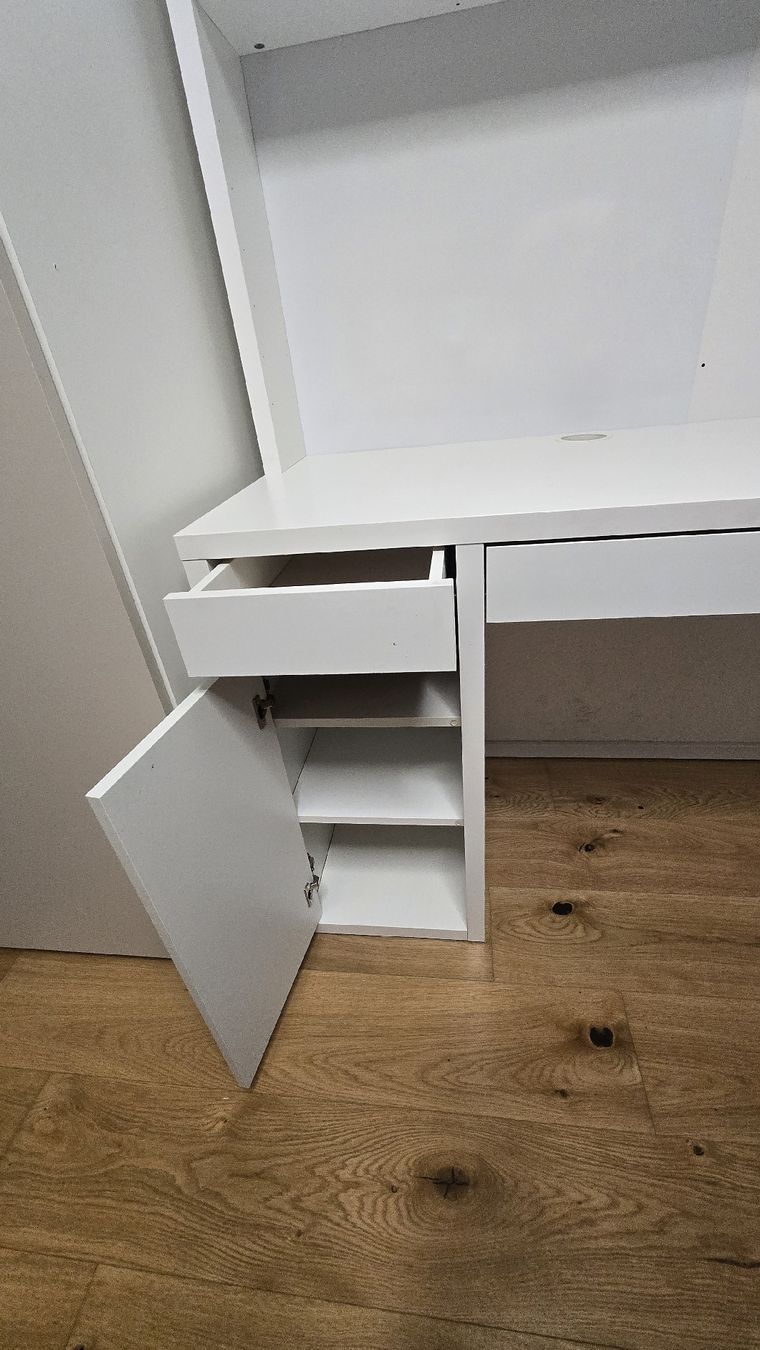 Schreibtische: ikea Kinder Schreibtisch – Gebraucht aus Frenkendorf von blueeyes8 1