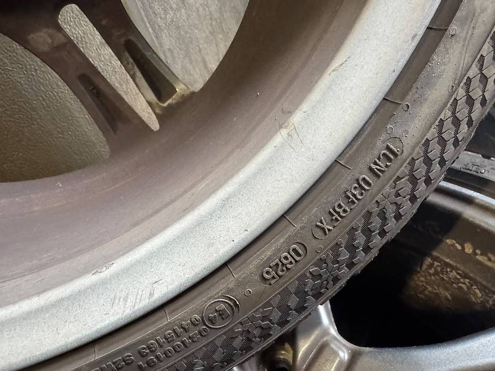 Pneus & Kompletträder: 225/40/18 Pirreli Winter DOT 25 – Gebraucht aus Hinwil von Ram1ajeti 3