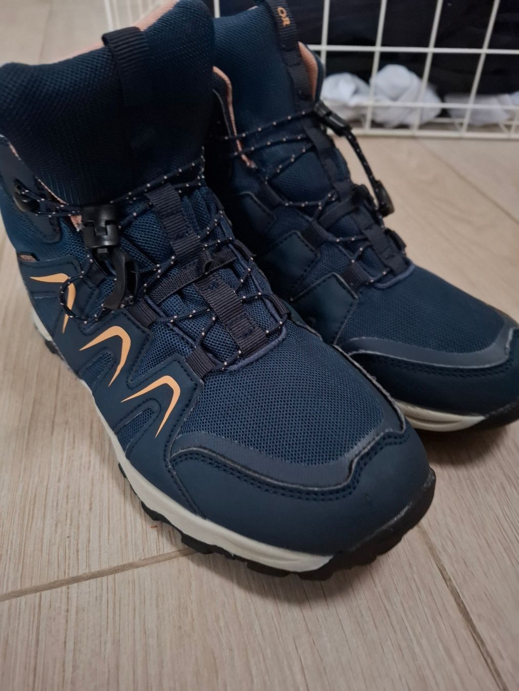46 Nord Scarpe da donna: Wanderschuhe 46 NORD Grösse 39 Damen – Usato da Birmensdorf ZH venduto da Ducati025 2