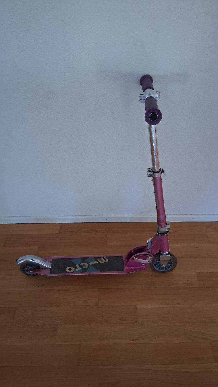 Micro Kickboard: Micro Trottinette Rosa – Usato da Rapperswil SG venduto da bofrit 4