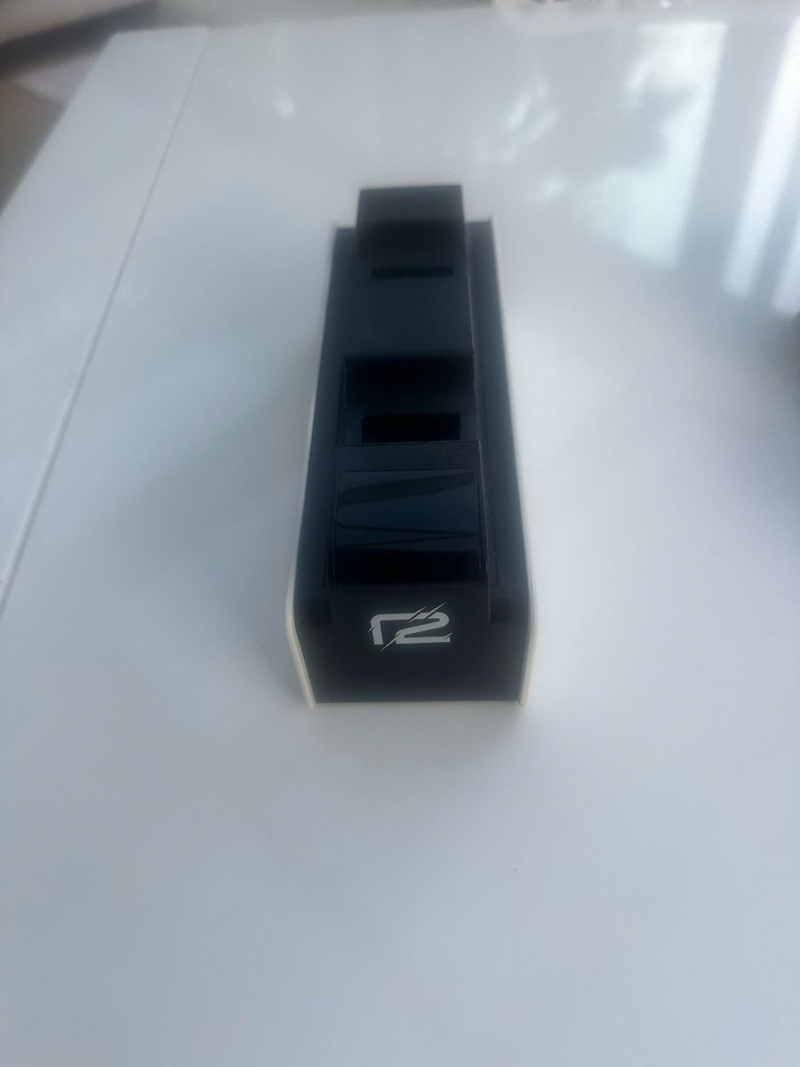 Sony Console: PlayStation 5 mit Laufwerk und zwei Controller – Usato da Duggingen venduto da Autofan84 4