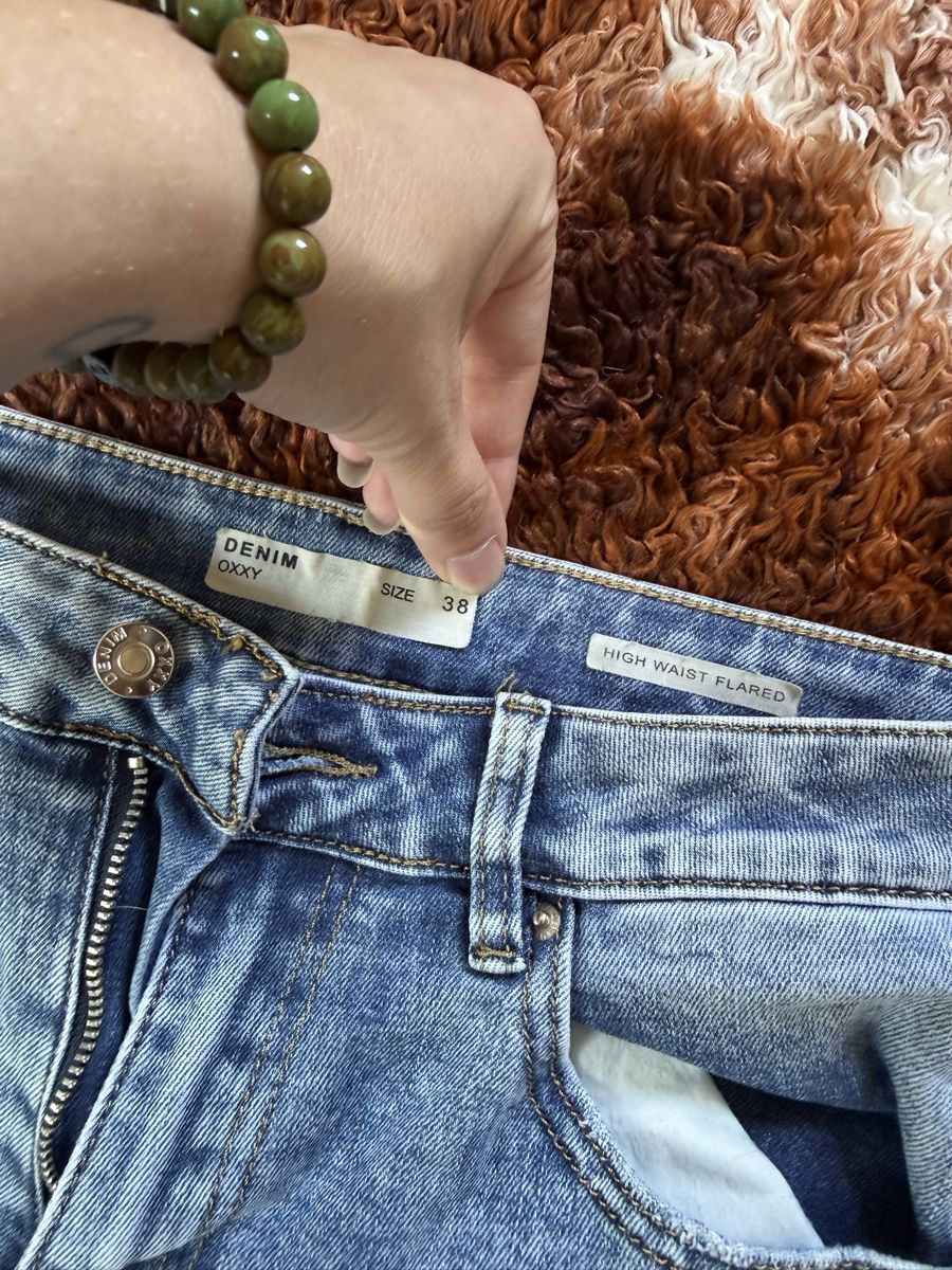 Jeans: Jeans High Waist Flared Grösse 38 – Nuovo (secondo la descrizione) da Hüttwilen venduto da sar_8gj7 1