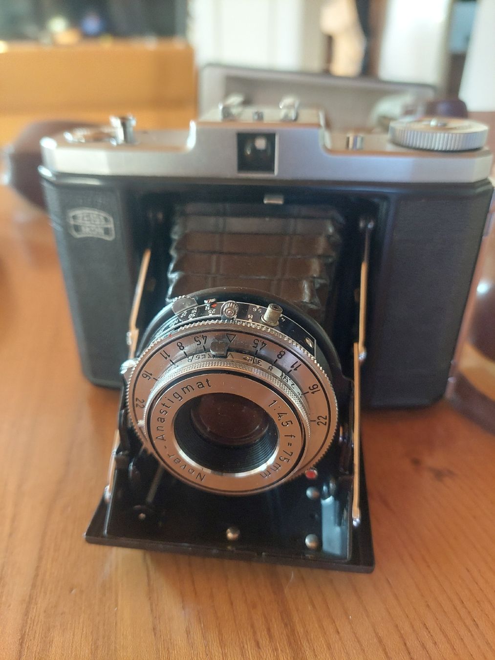Zeiss Fotocamera: Zeiss Ikon Stuttgart, Nettar – Usato da Frümsen venduto da Katzen0 1