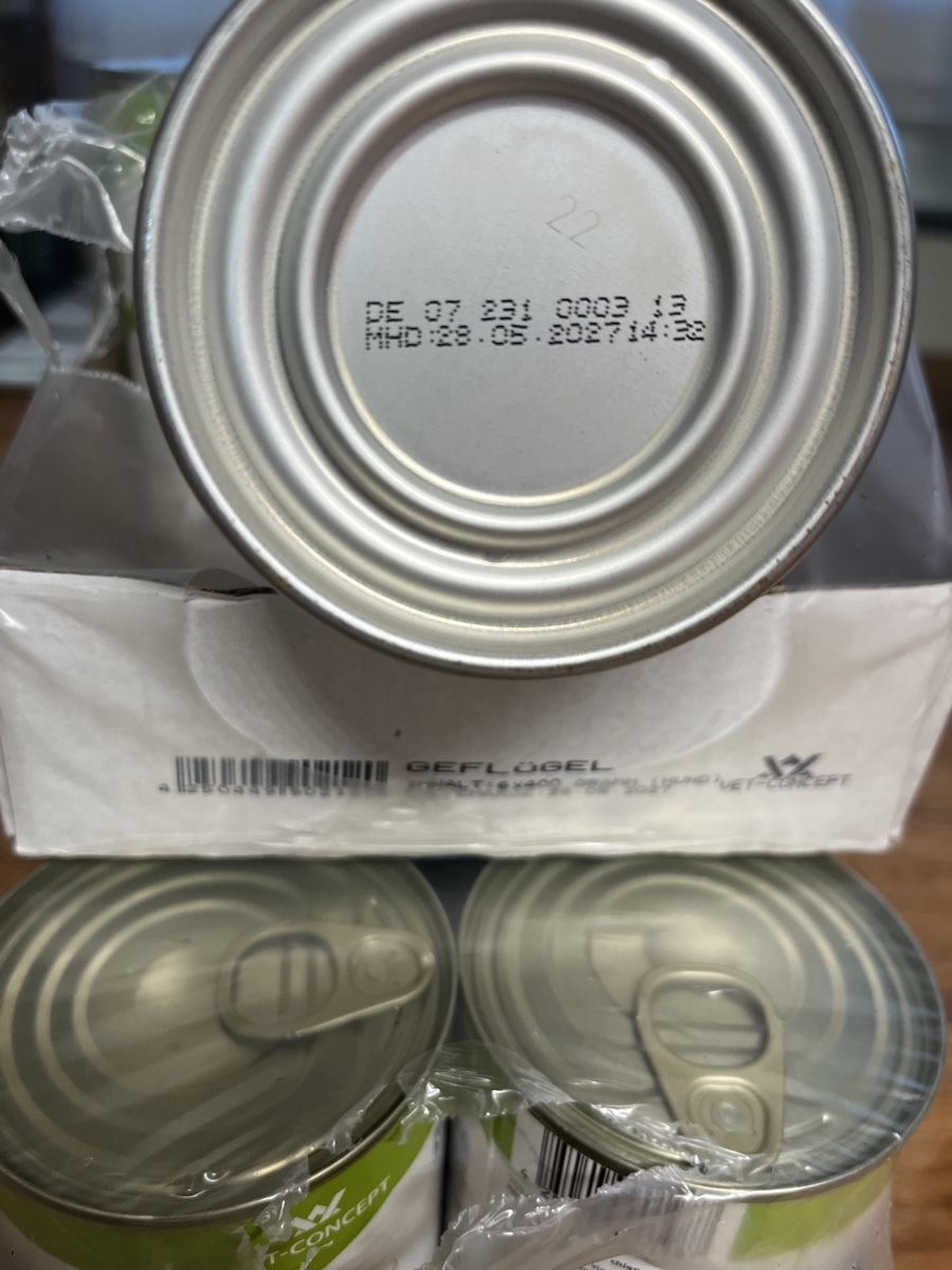 Mangimi: Hundefutter Vet-Concept & Lakefields, diverse Sorten – Nuovo (secondo la descrizione) da Frauenfeld venduto da London21 1
