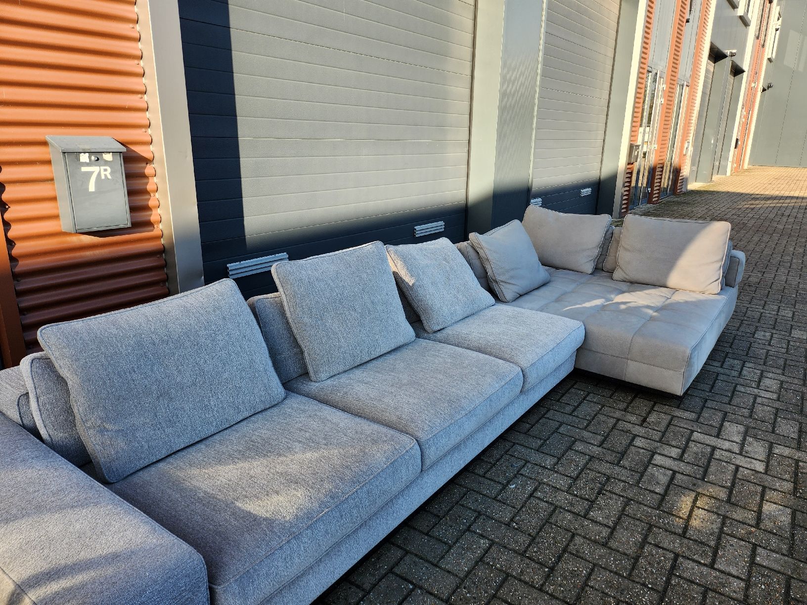 Minotti Sofas: Minotti Lawrence / Lawrence Clan Sofa by Rodolfo Dordoni – Gebraucht aus Gelderland von HermsenDesign 1