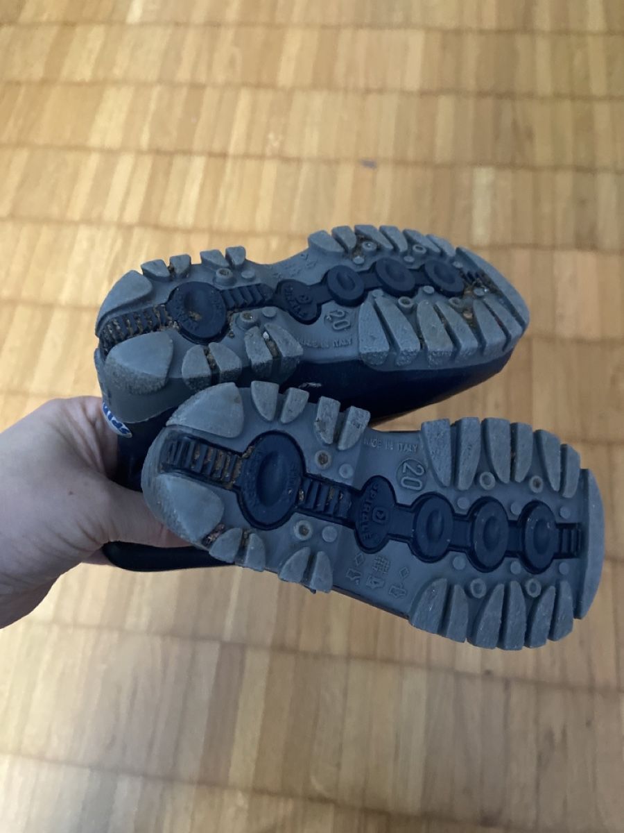 Scarpe per ragazzi: Gummistiefel Gr. 20 – Usato da Mönchaltorf venduto da Angel789 1