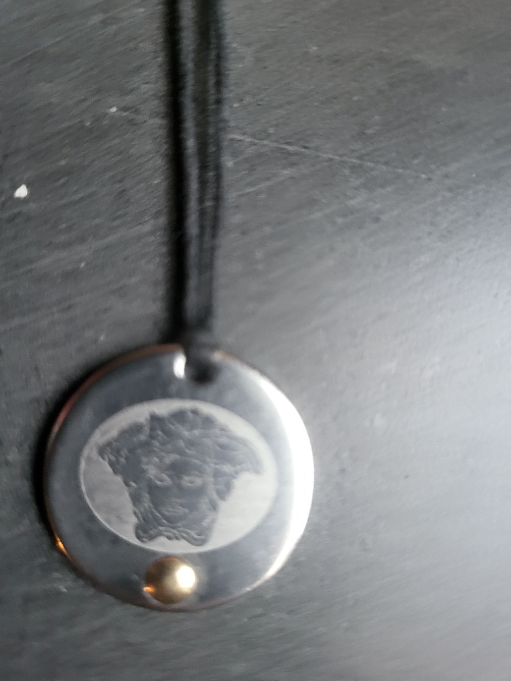 Versace Catenine: Collier Versace vintage, plaqué or – Usato da Troistorrents venduto da ami_mzq5 2
