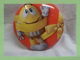 M&M's Blechdose, gelb-rot leer, Durchmesser ca. 20cm, top