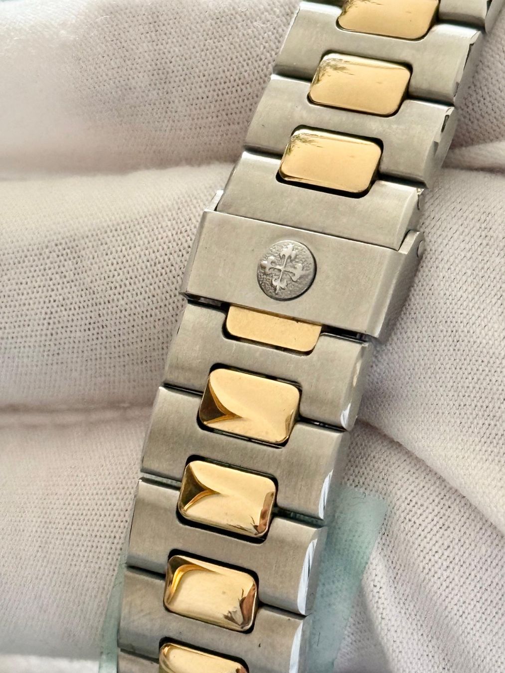 Patek Philippe Orologi: Patek Philippe Nautilus Jumbo Ref. 3700/1 Service Extract – Usato da Lugano venduto da Superstudiolugano 5