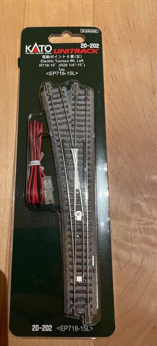 Kato Modellini di ferrovie: Kato 20-202 Weiche links 15 Grad – Nuovo e nell'imballaggio originale da Kleinandelfingen venduto da marco_85