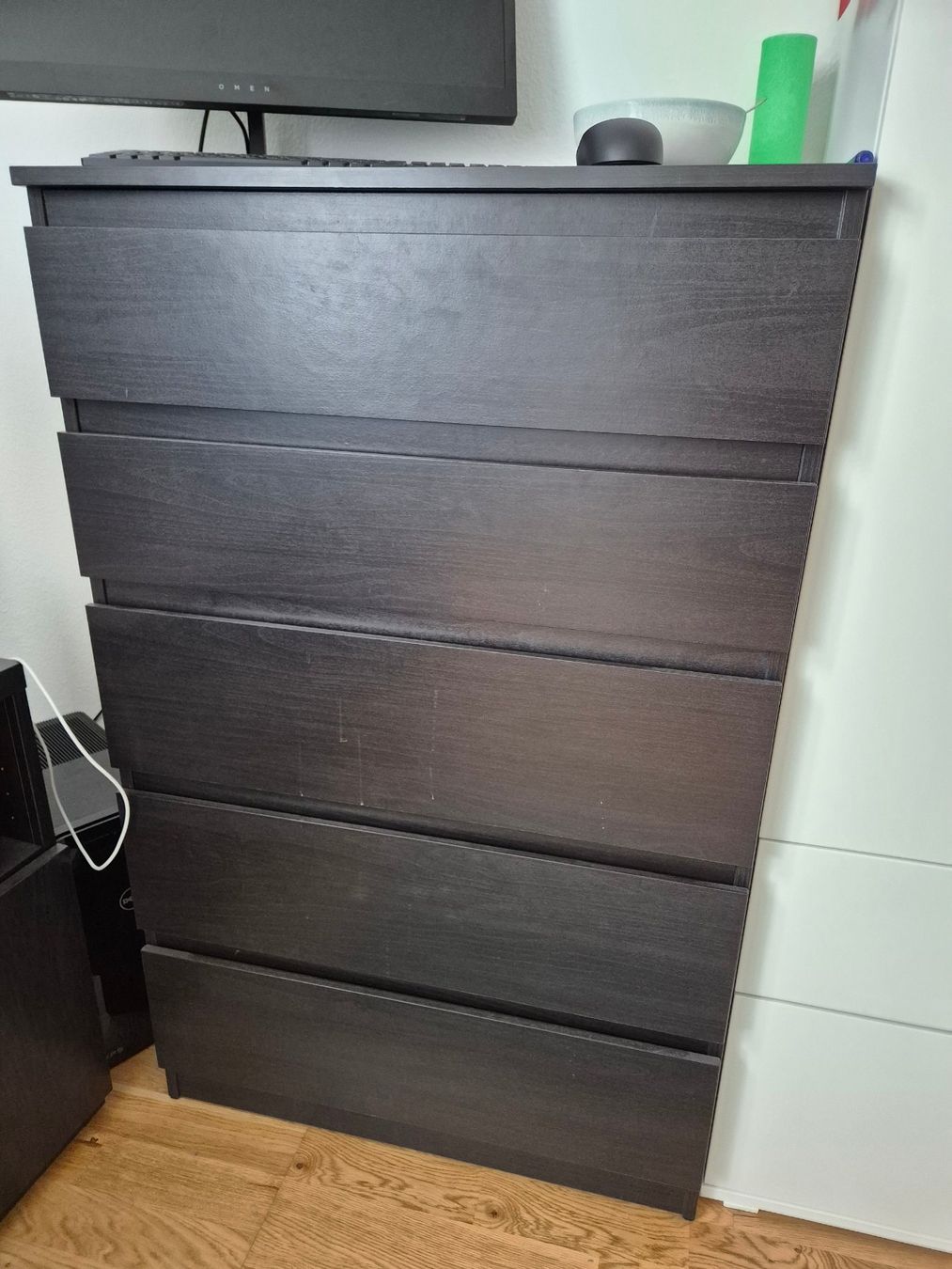 Ikea Cassettiere: Malm Kommode dunkelbraun mit 5 Schubladen – Usato da Kloten venduto da sas_j8bp