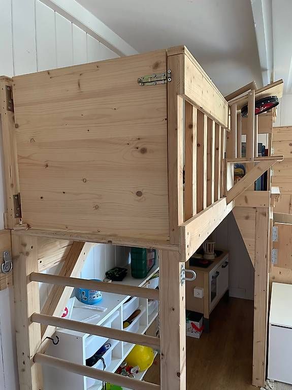 Giocattoli: Grosser robuster Spiel-Kletterturm – Usato da Steinebrunn venduto da JS2019 2