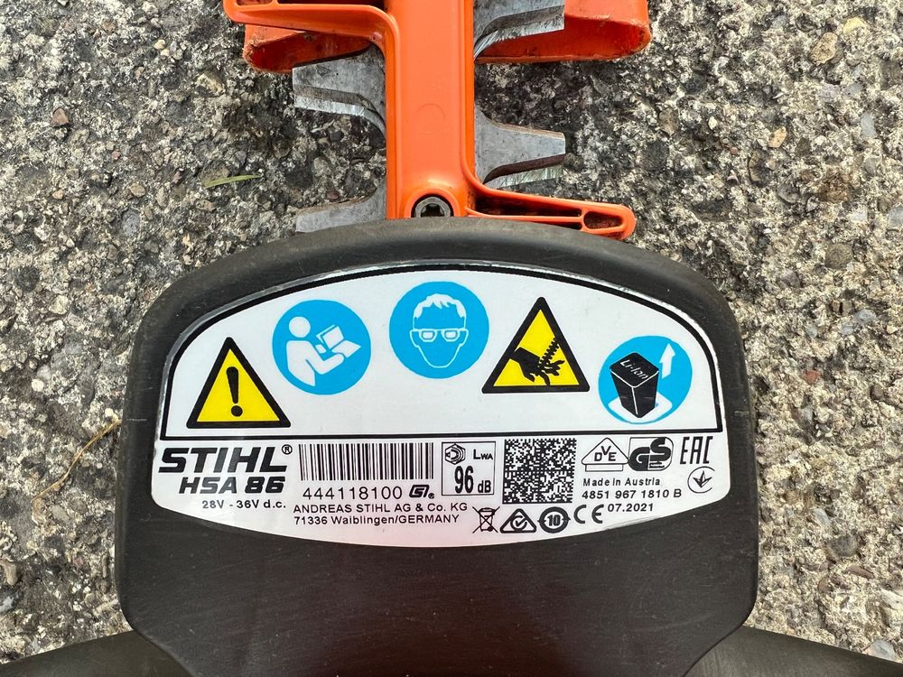 2x Akku Heckenschere STIHL HSA 86, mit Akku und Ladegeräte Kaufen auf
