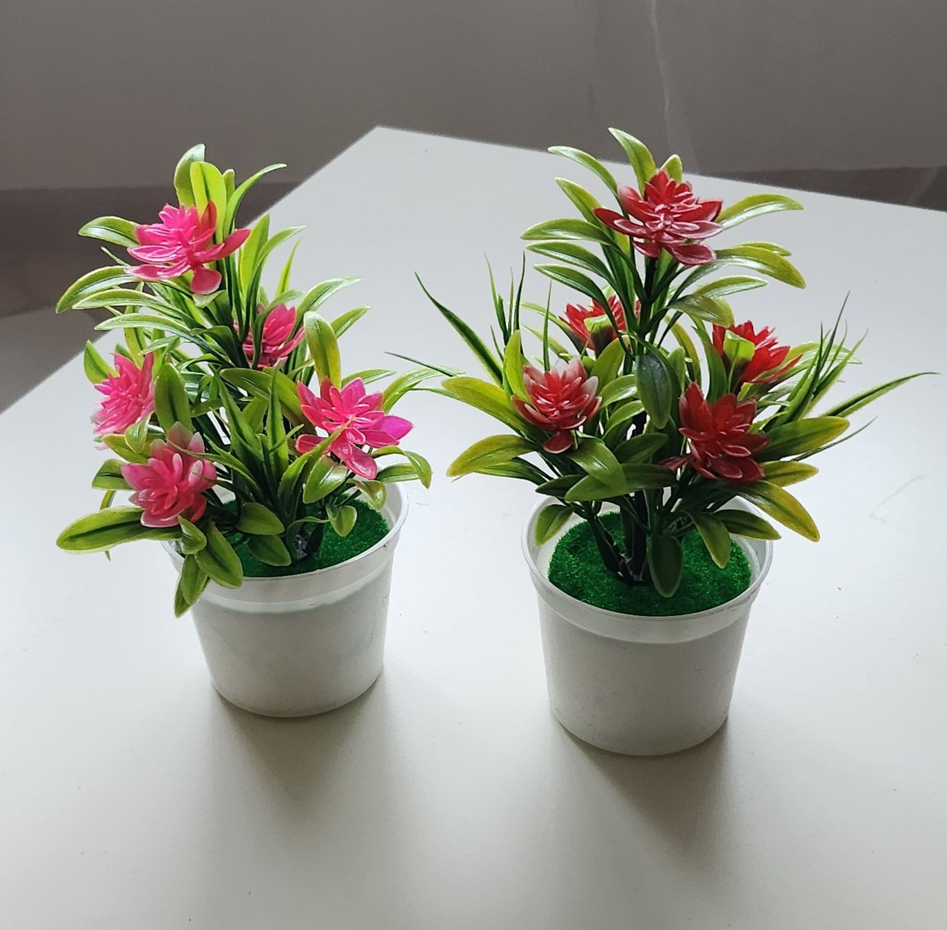Knstliche Blumen im Topf Set  2 Stck (Gebraucht) in Basel fr CHF 8   mit Lieferung auf Ricardo kaufen