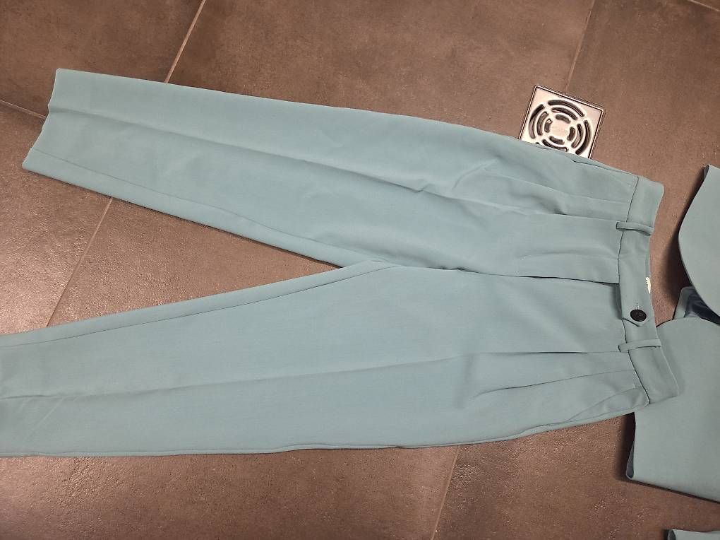 Completi & Tailleur: Hosenanzug Damen 36 – Usato da Nottwil venduto da nic_qx8k 1