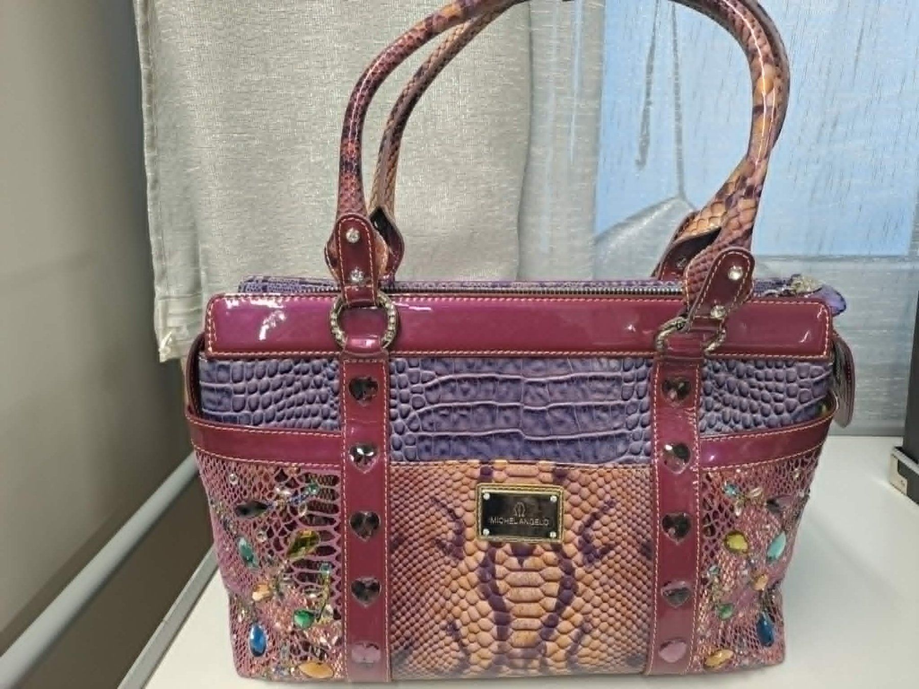 Borse da donna: Sac MICHELANGELO – Usato da La Chaux-de-Fonds venduto da Emmaus2300CDF