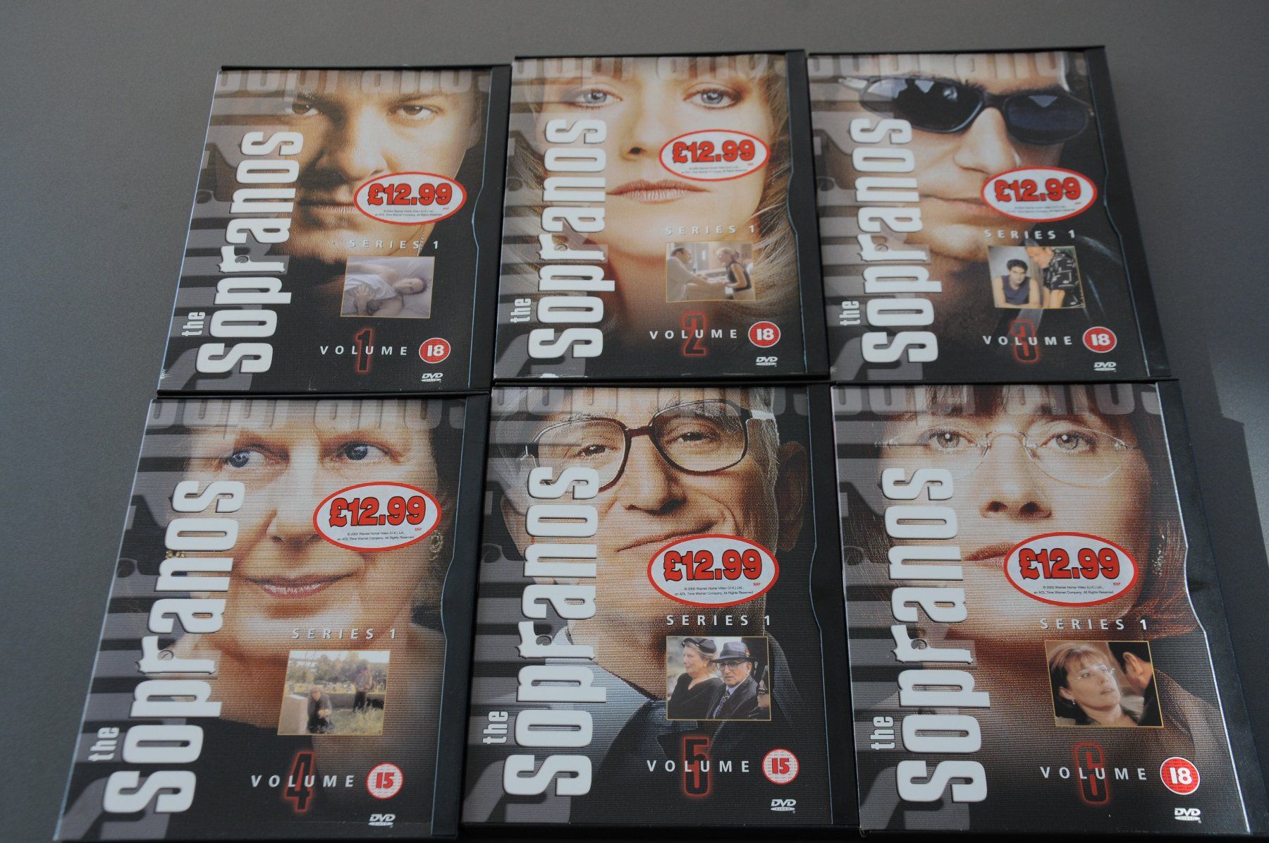 Tutti i DVDs: The Sopranos 1. Staffel – Usato da Meggen venduto da Andrewwilliam