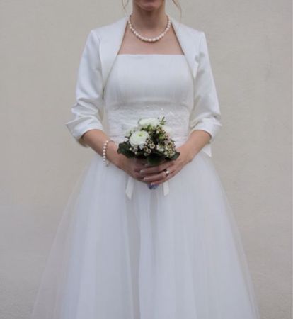 Brautkleid mit Bolero Grösse 36 Elfenbeinweiss