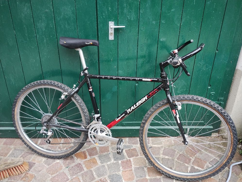 Cadre VTT Raleigh USA Technium CHILL 18,5 Pouces - Alliage, Taille 26 Pouces, Bleu, Occasion