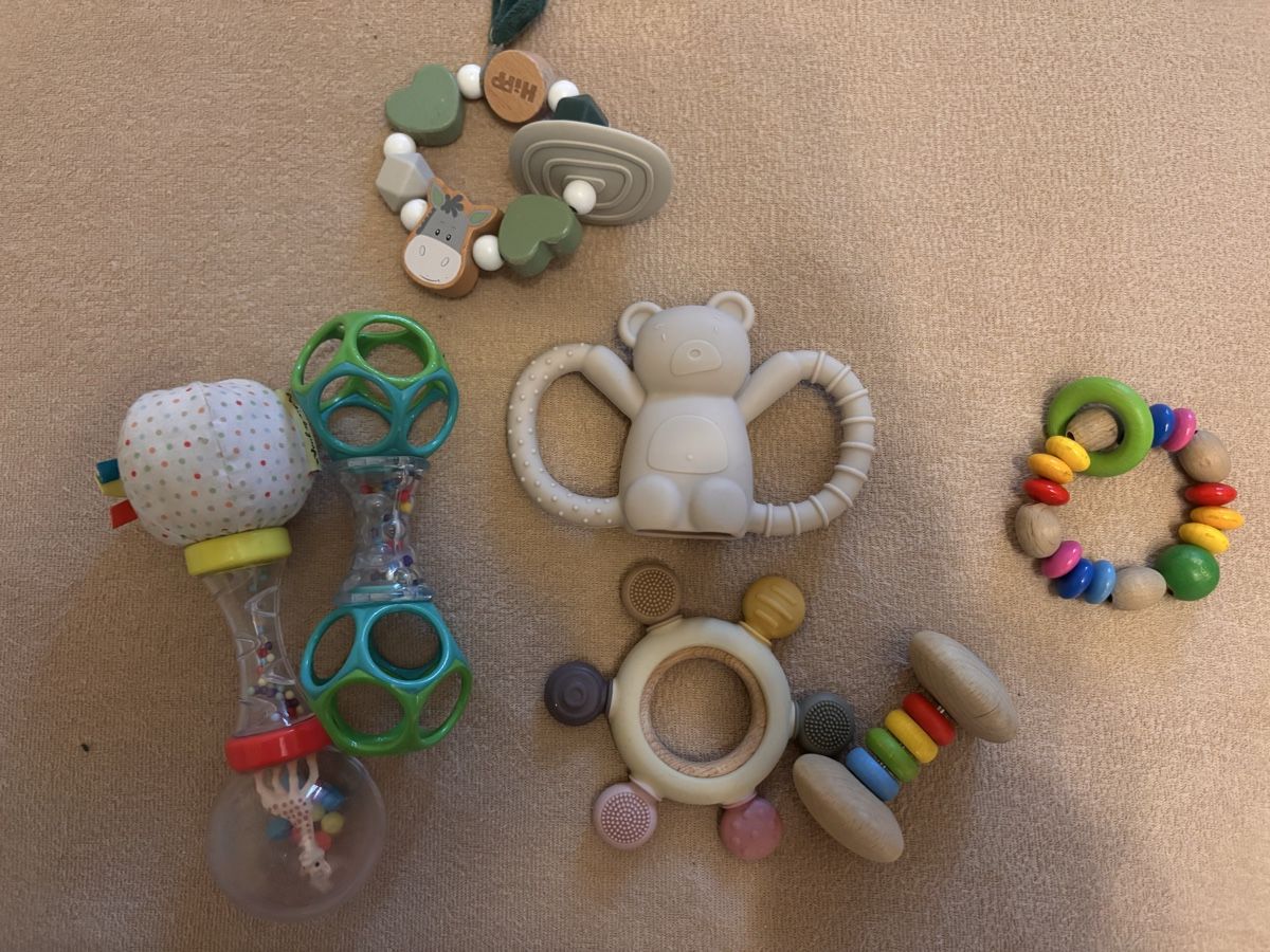 Spielzeuge: Set aus Babyspielsachen – Gebraucht aus Wohlenschwil von angelsweet