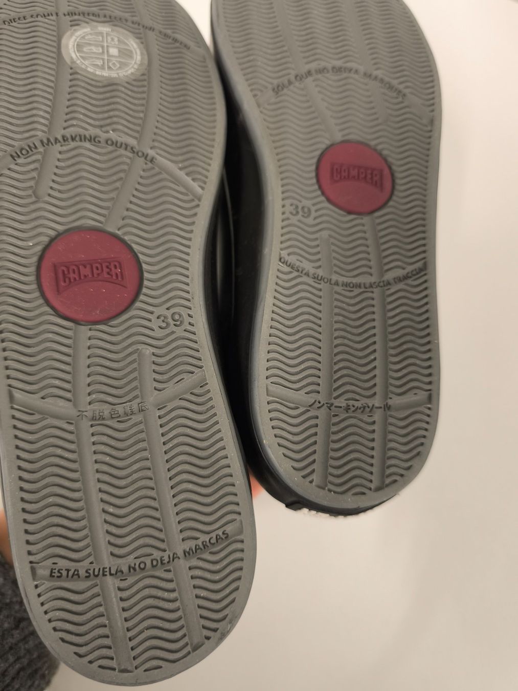 Camper Scarpe da uomo: New Camper Leather Black Sneakers. 39 – Usato da Sursee venduto da Re.joy 2