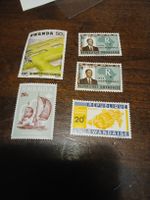 Collection de timbres du Rwanda - Divers motifs!