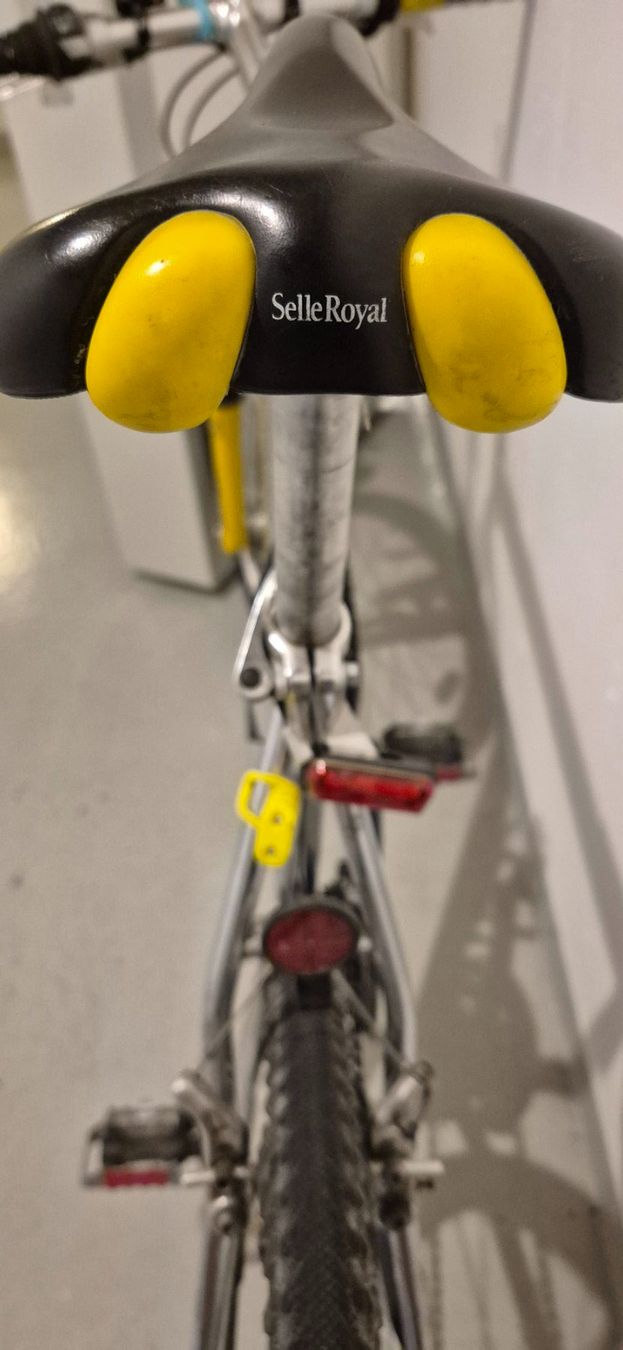Vélos: Vélo de route chromé – D'occasion à Villars-sur-Glane par Verocac 7