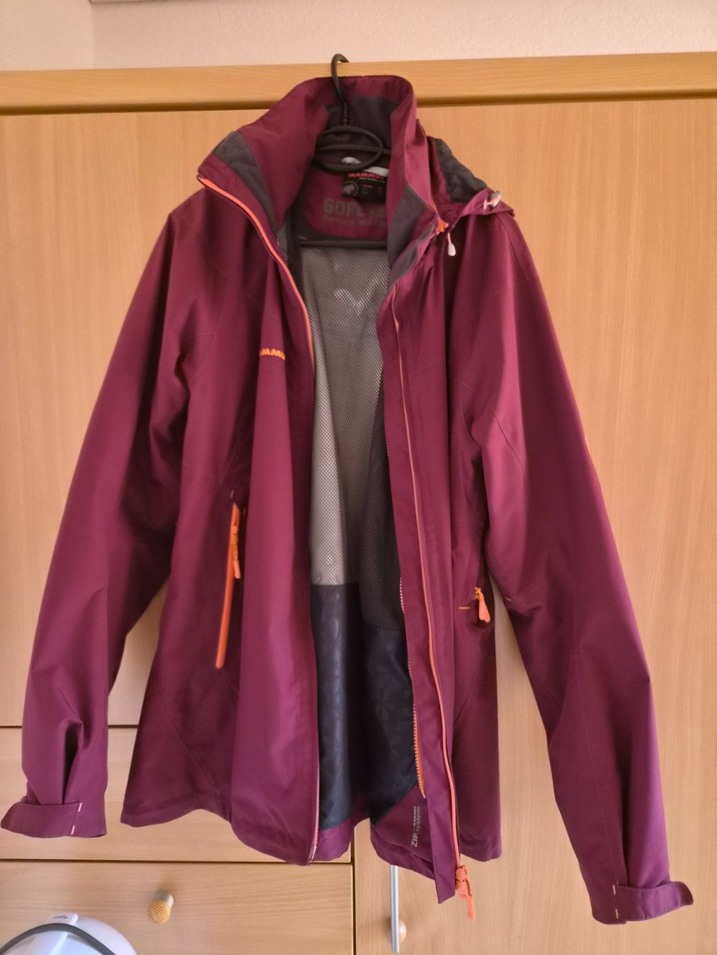 Mammut Jacken: Regenjacke – Gebraucht aus Laupersdorf von MelRo