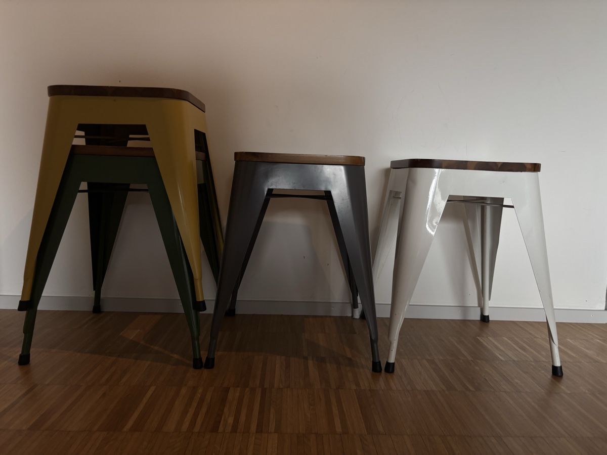 Sgabelli: Stapelbare Hocker – Usato da Horw venduto da jak_cy5d 1