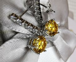 Boucles d'oreille argent avec moissanites 2 ct certifié GRA
